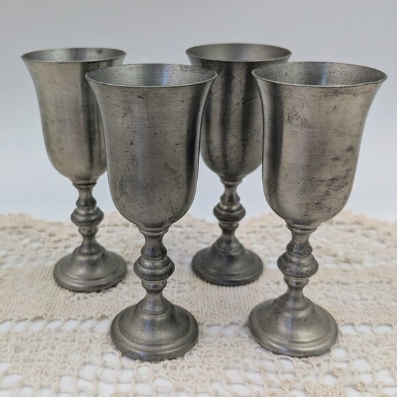 Set of 4 Vintage Oneida "Heirloom" Pewter Stemmed Cordial Cups / Shot "Glasses" - Picture 1 of 8